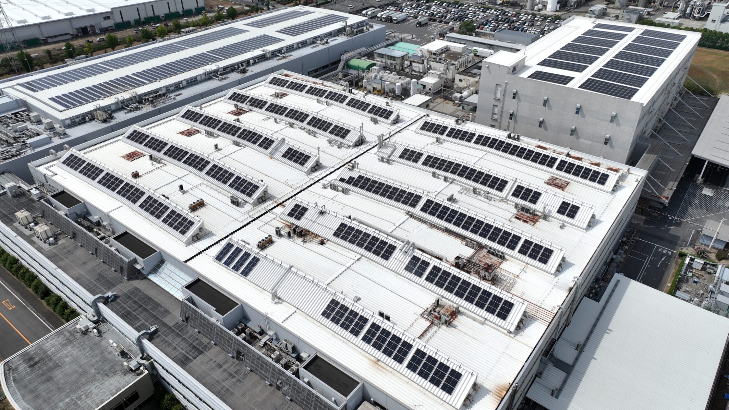 ダイキン工業株式会社様 製造工場（653kW）